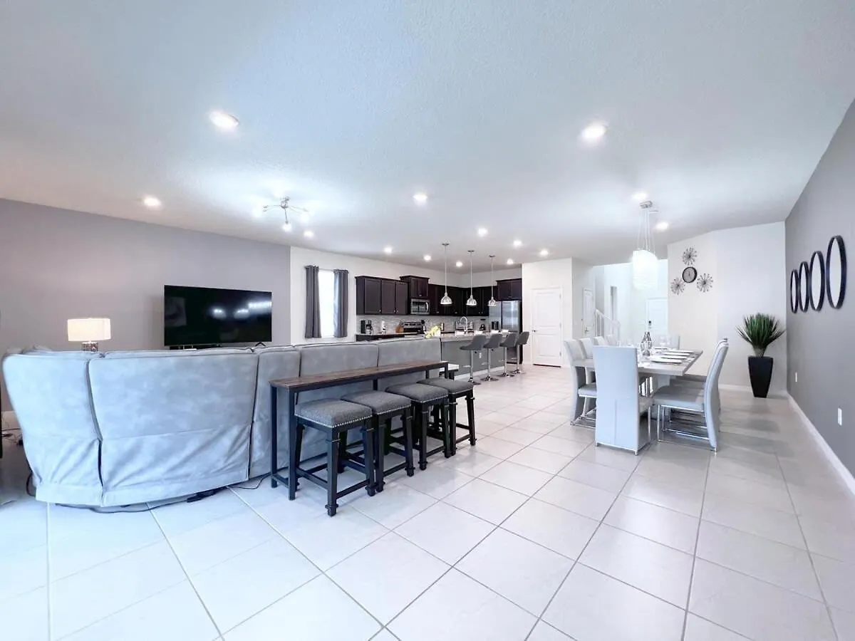 Holiday home Luxurious Pool Home With Private Pool-2061Lc Davenport