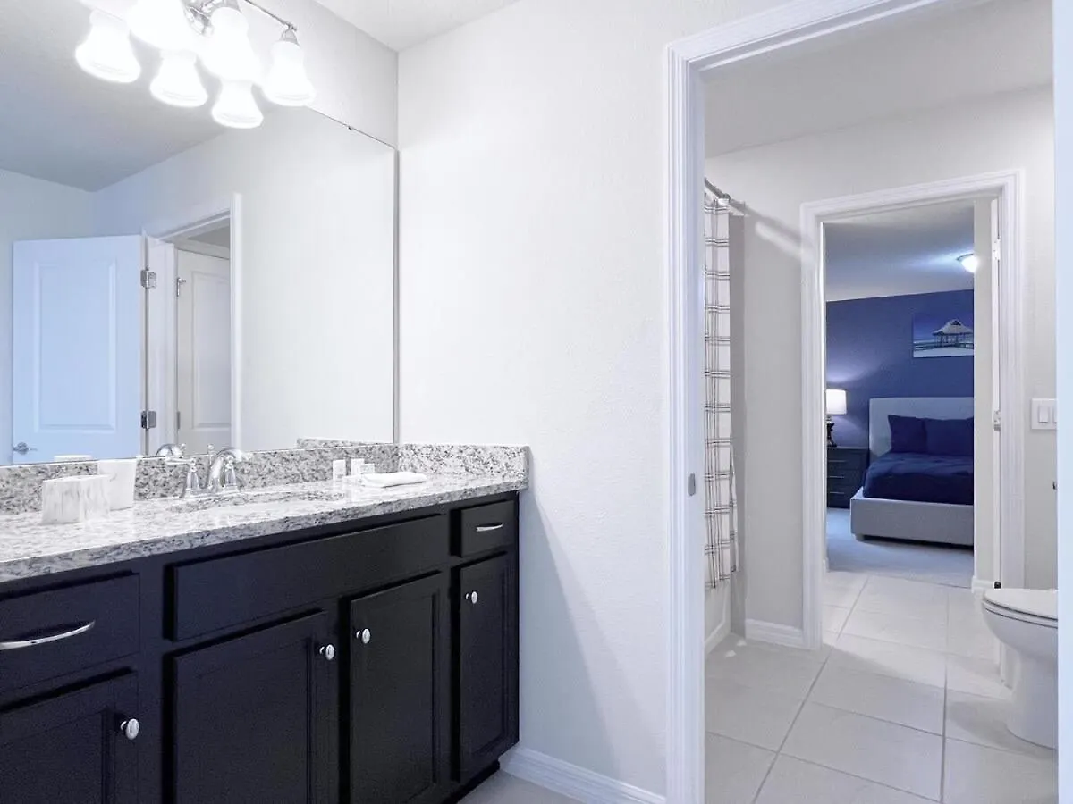 Luxurious Pool Home With Private Pool-2061Lc Davenport Holiday home