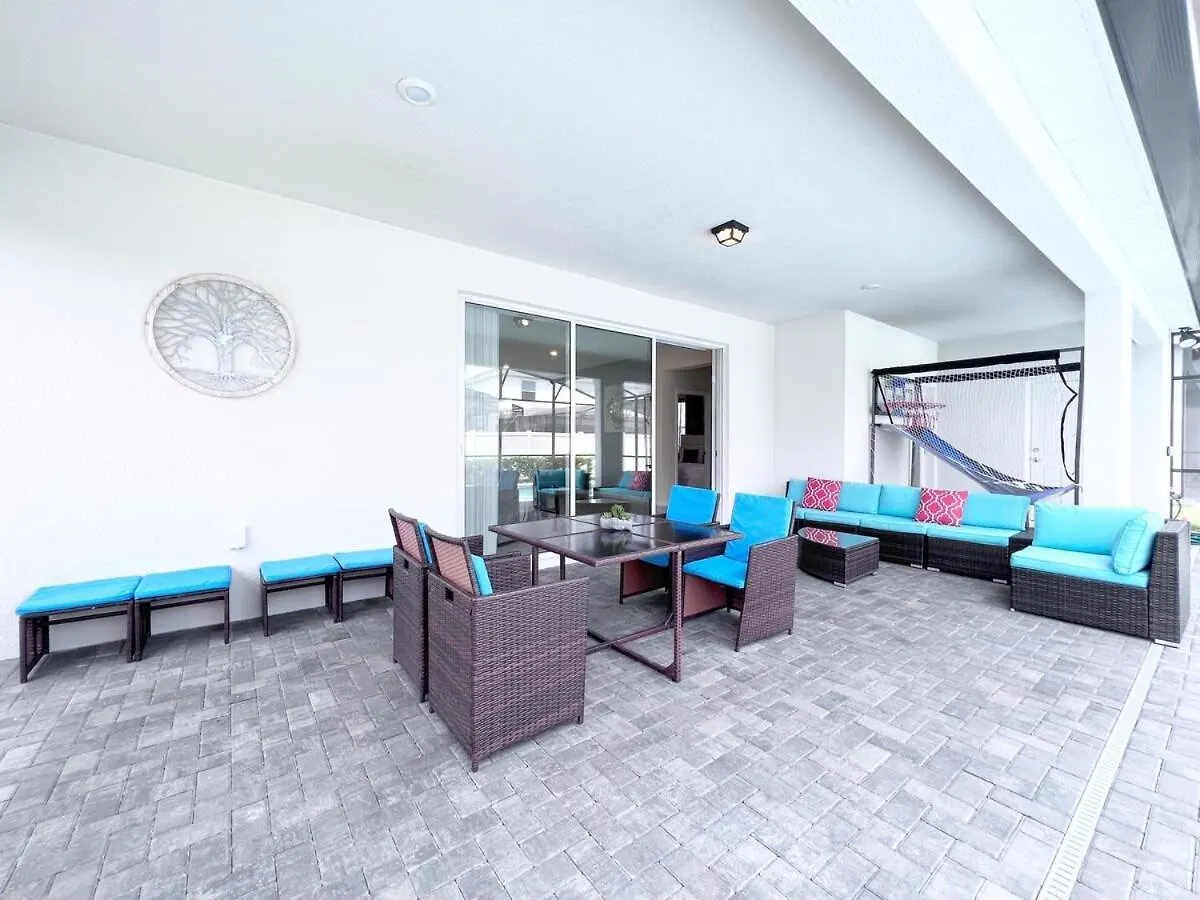 Luxurious Pool Home With Private Pool-2061Lc Davenport