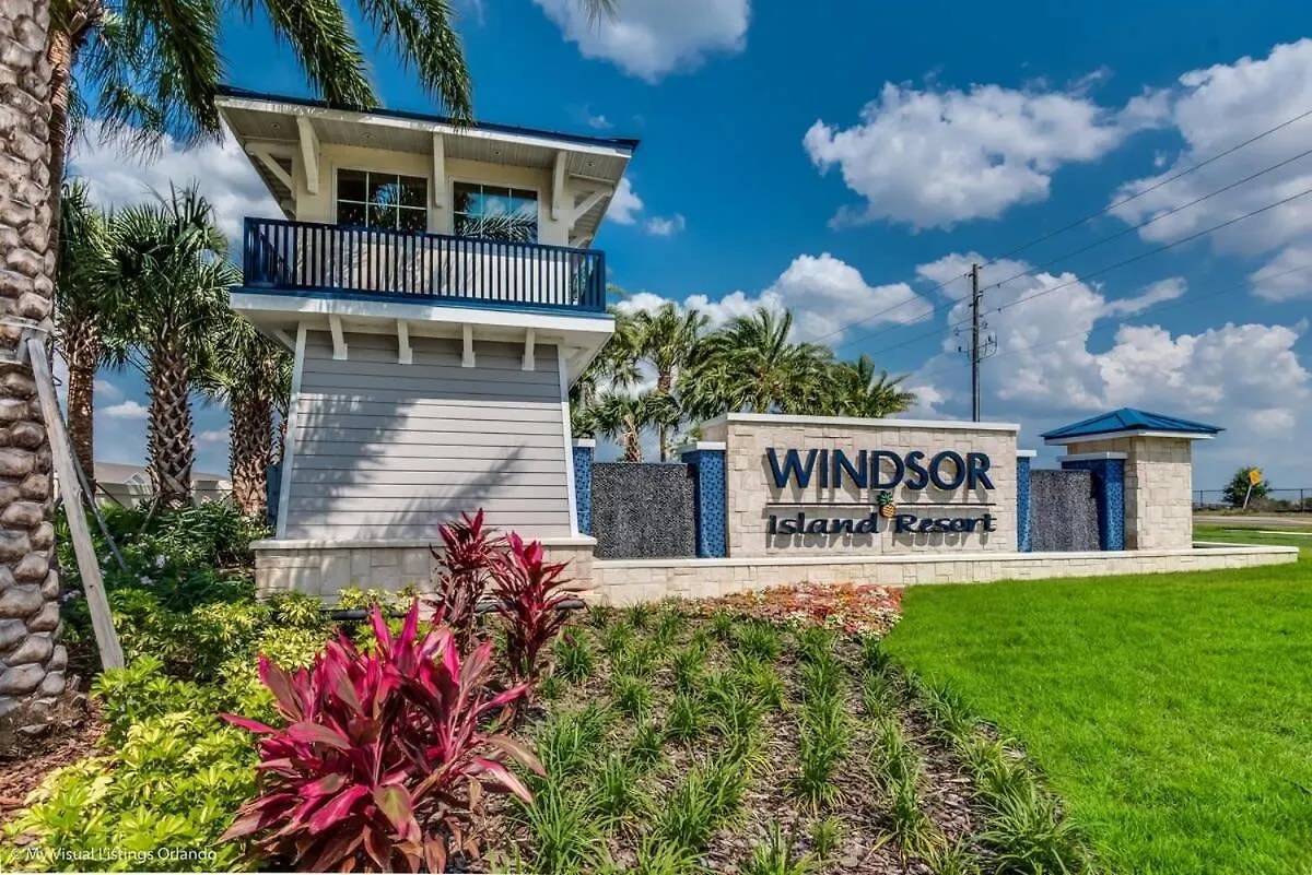 Luxurious Pool Home With Private Pool-2061Lc Davenport 0*,